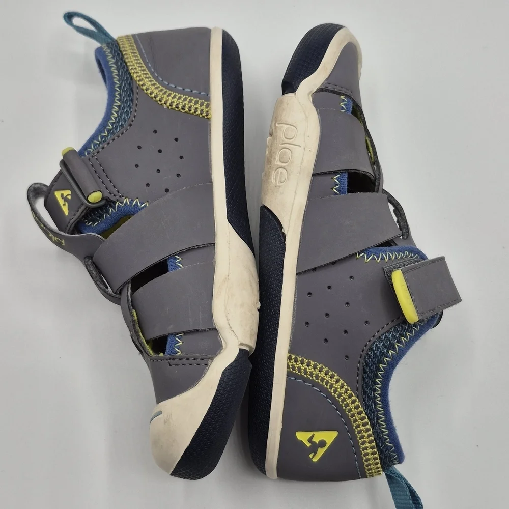 Kids' Gray and Blue Closed-Toe Sandals